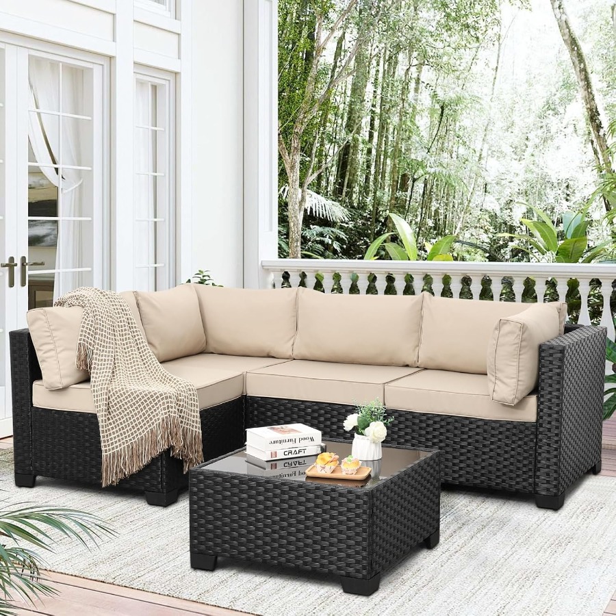 Outdoor Furniture Metal Chairs - 屋外用5点セットのパティオ家具。黒色のラタン素材を使用した、会話を楽しめるソファと、クッション付きの屋外用椅子。